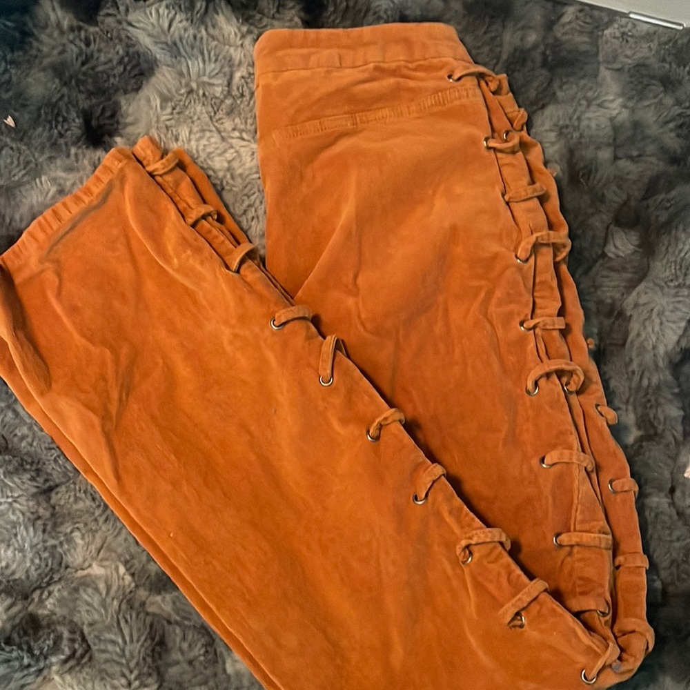 Ordered them never wore them so giving them up to a good new home!